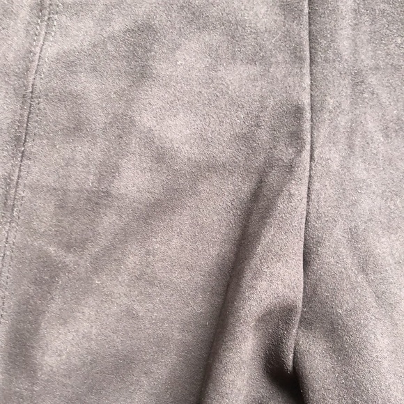 Faux Suede Leggings - Picture 3 of 6